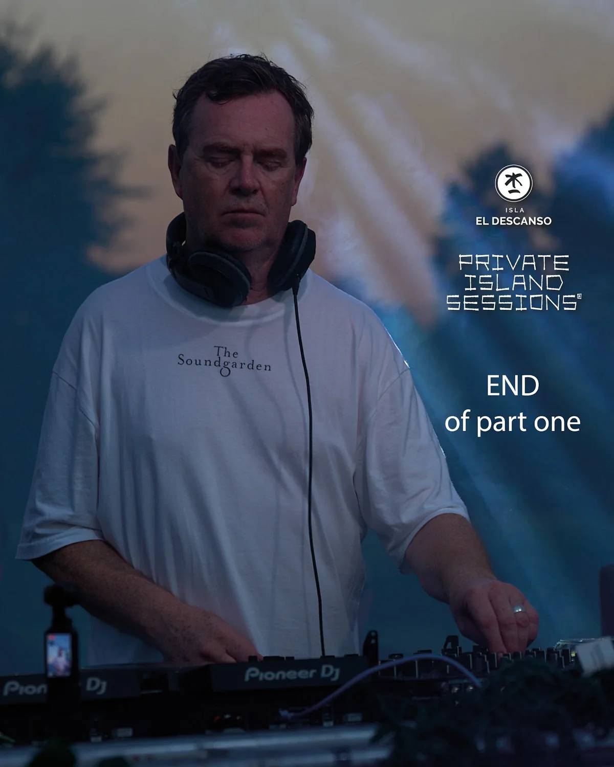 Nick Warren, cierre del álbum de día